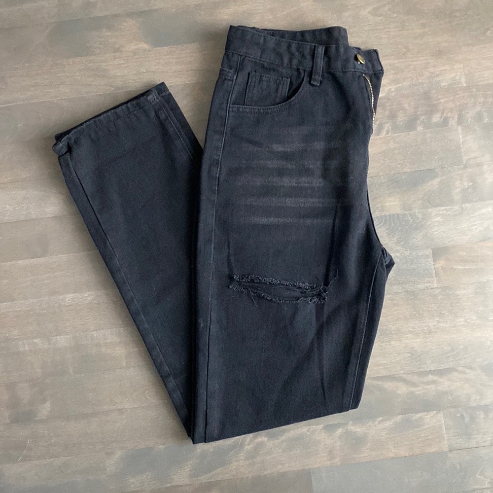 SHEIN - HIGH WAISTED BLACK JEANS